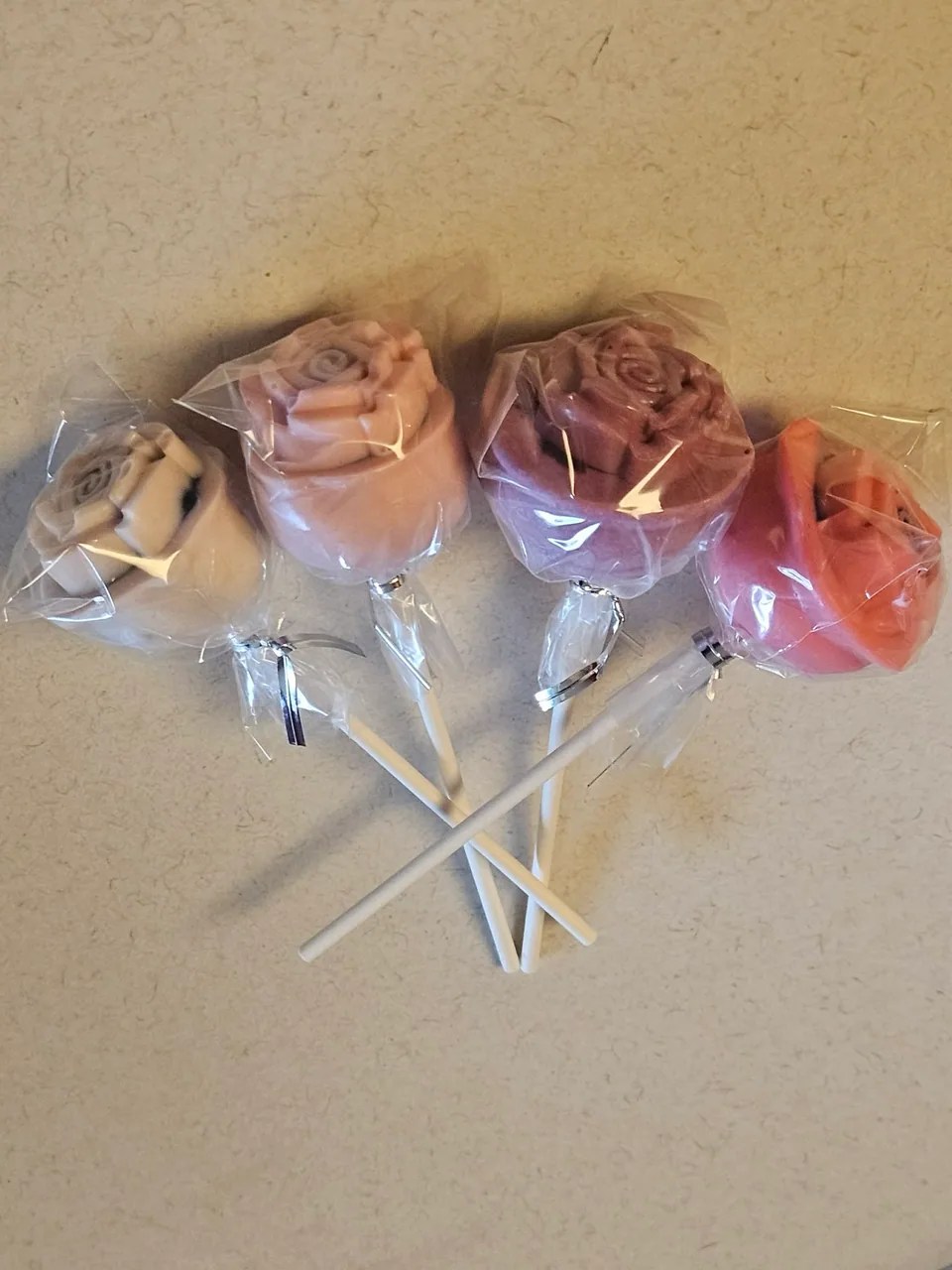 Small bouquet of pink rose-shaped cake pops